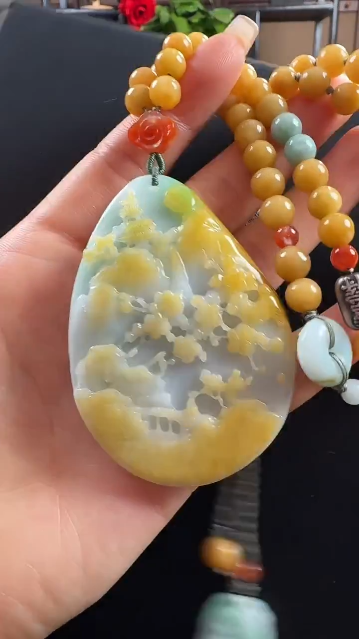 颈饰未镶嵌翡翠山水