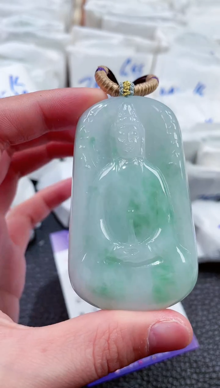 【闪购商品】翡翠颈饰未镶嵌00008560