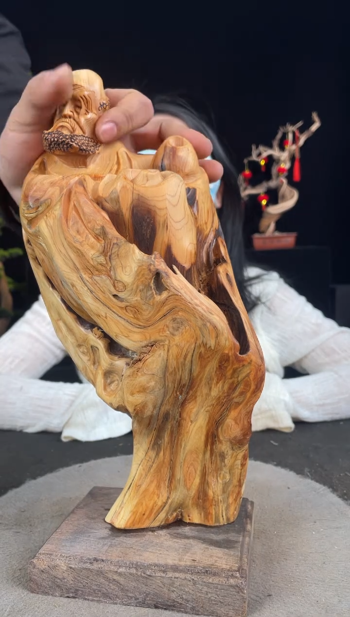 【闪购商品】柏木（崖柏）其他手工摆件,先抢先得!