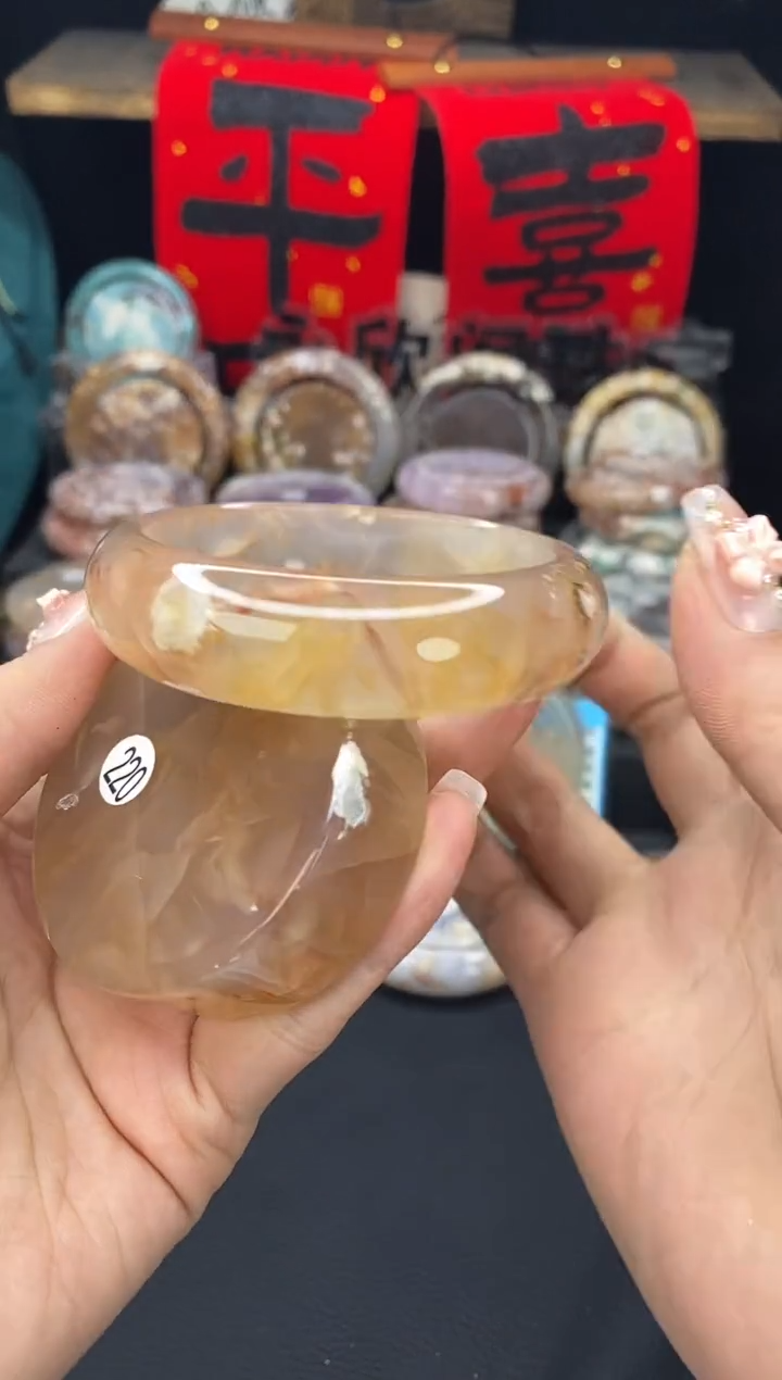 【闪购商品】石英质玉手镯（圆镯）未镶嵌57.9