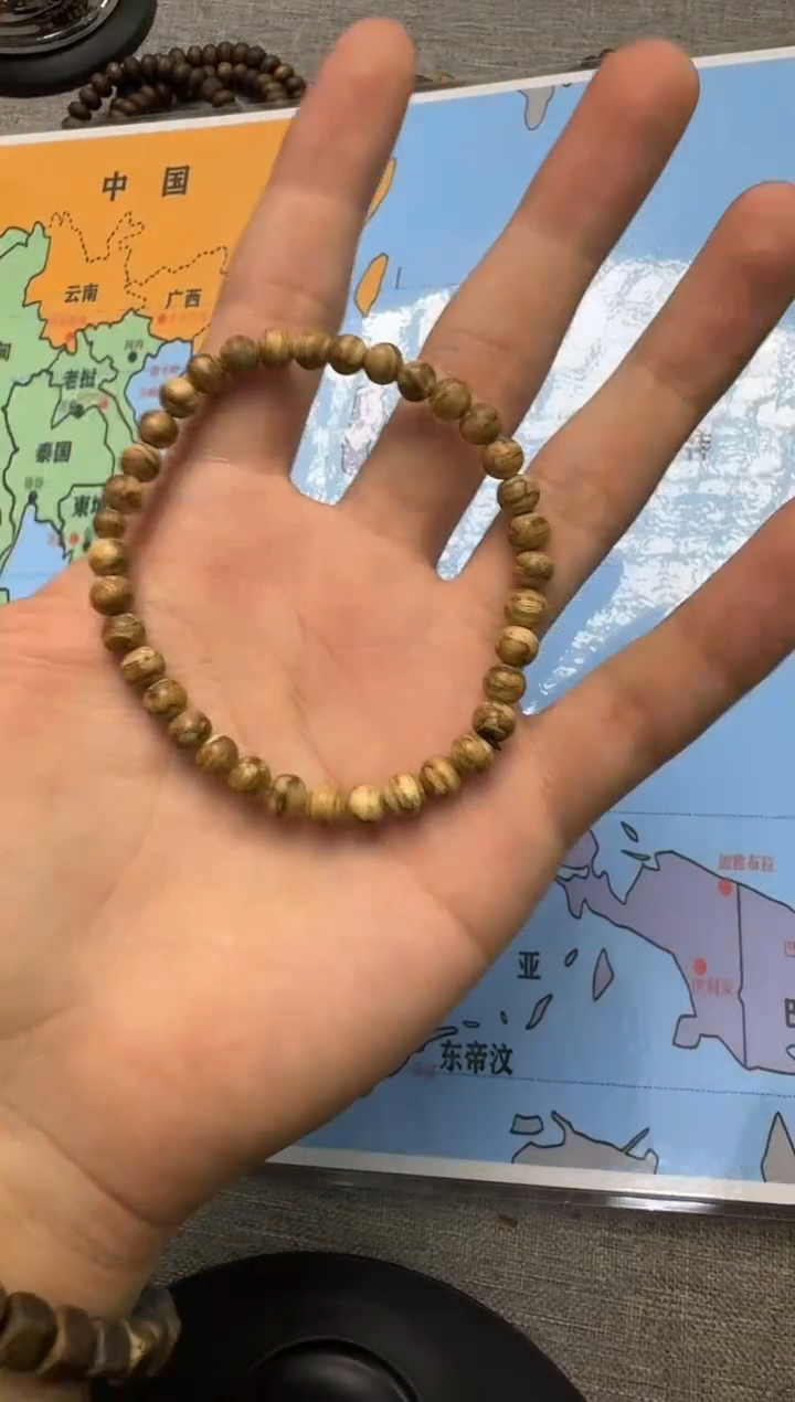 沉香手串06达拉干圆珠单圈 多样性发其一