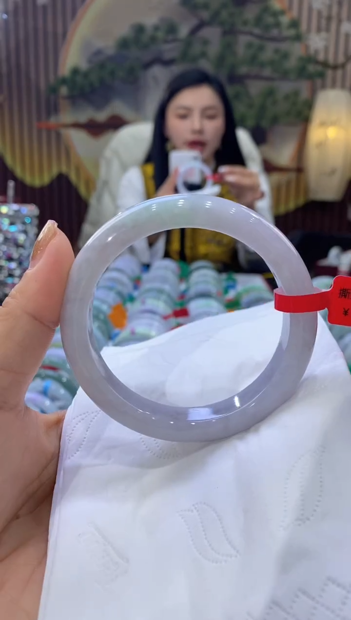 【闪购商品】翡翠手镯未镶嵌多人00398