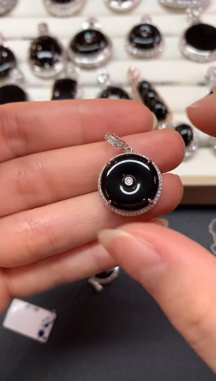 【闪购商品】翡翠吊坠(不含链)18K金镶嵌Z521|5800