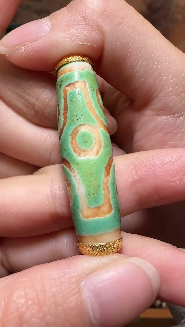 【闪购商品】玛瑙吊坠18K金镶嵌吊坠