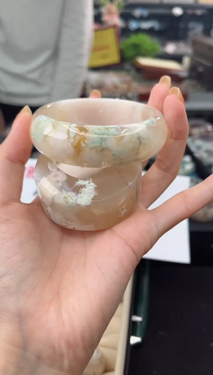 【闪购商品】石英质玉手镯未镶嵌59圈口（赠品镯心）3656281