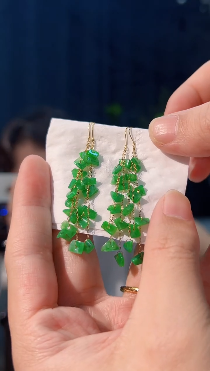 颈饰18K金镶嵌翡翠缅料A货/多样性发货/一件