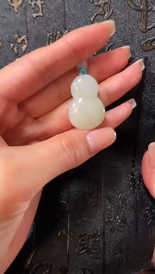 颈饰未镶嵌和田玉11111111