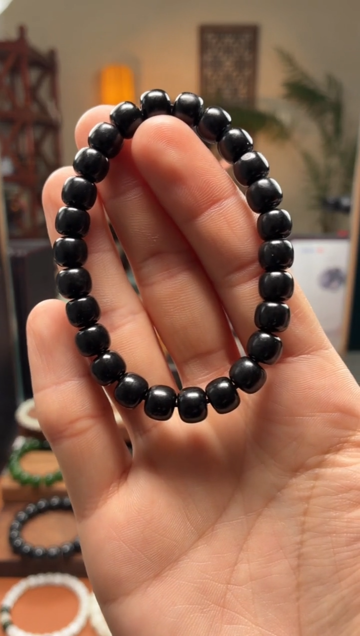 未镶嵌手串和田玉墨玉7-8老