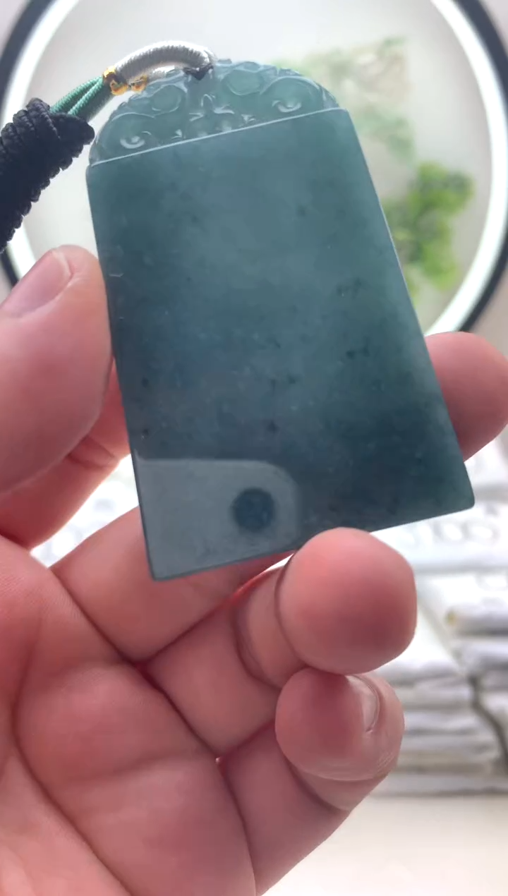 颈饰未镶嵌翡翠无事牌