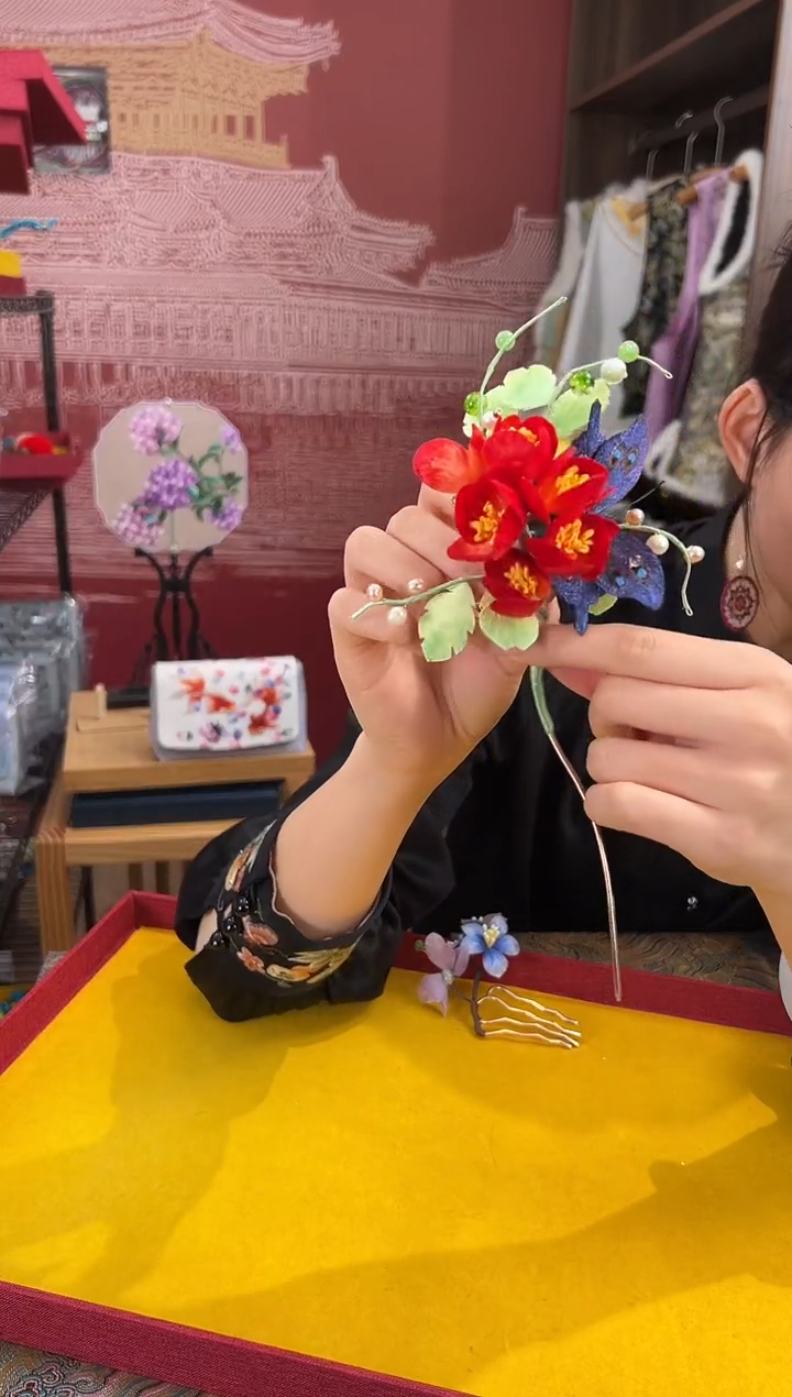 【闪购商品】刺绣 非遗绒花（发饰）