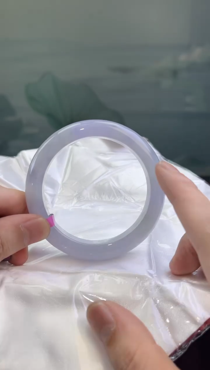 翡翠手镯未镶嵌翡翠手镯4