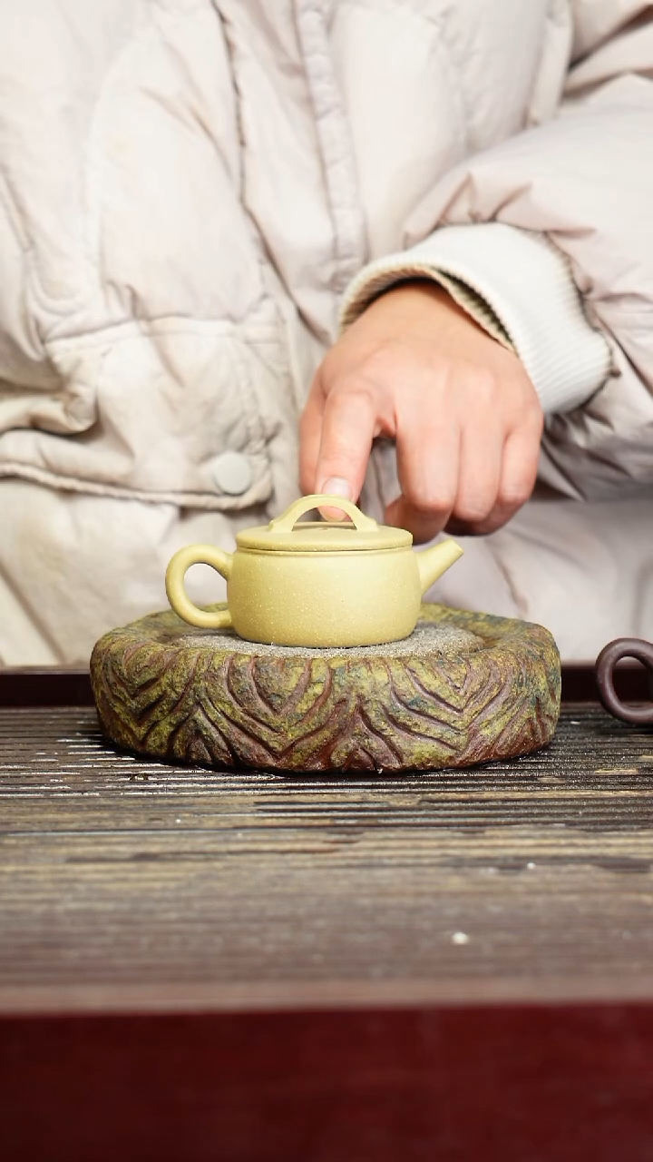宜兴原矿紫砂壶茶壶宜兴原矿紫砂壶茶壶50C