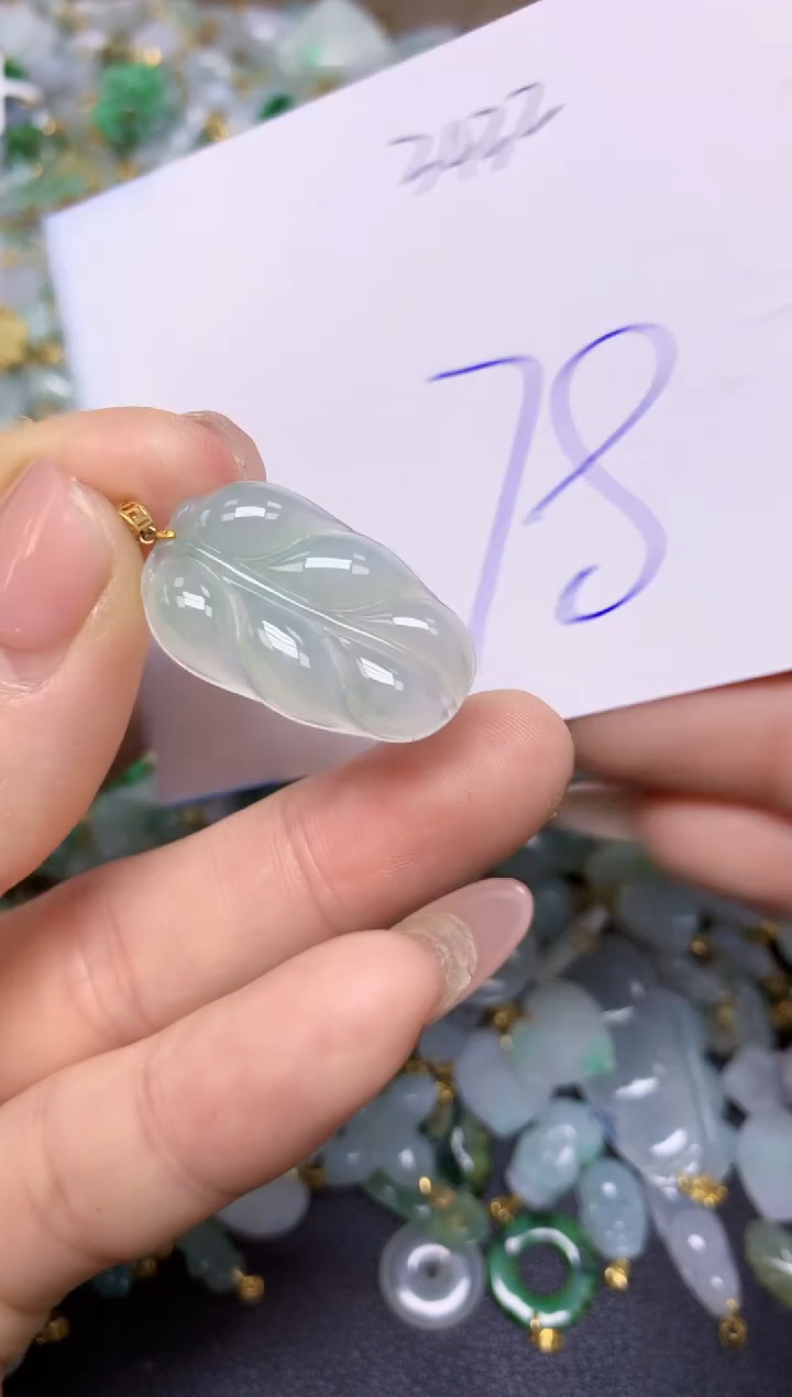 【闪购商品】翡翠挂件18K金镶嵌 天然翡翠A货