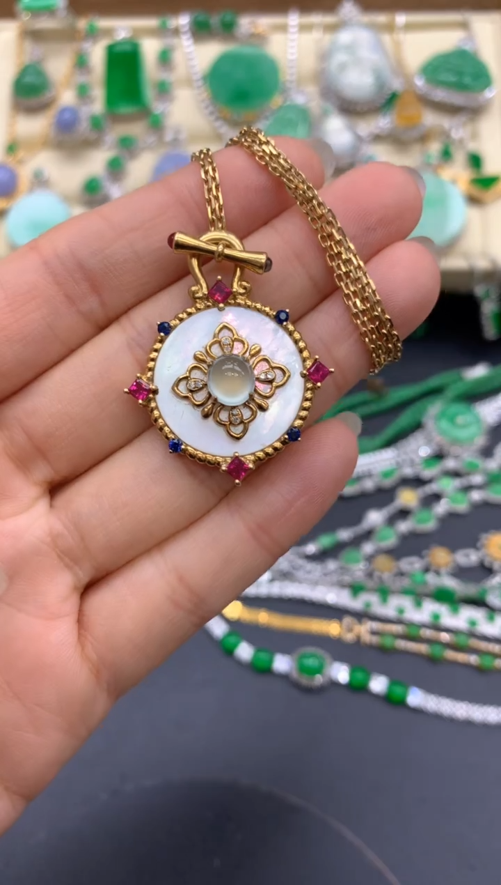 【闪购商品】翡翠颈饰18K金镶嵌490-中国好珍宝