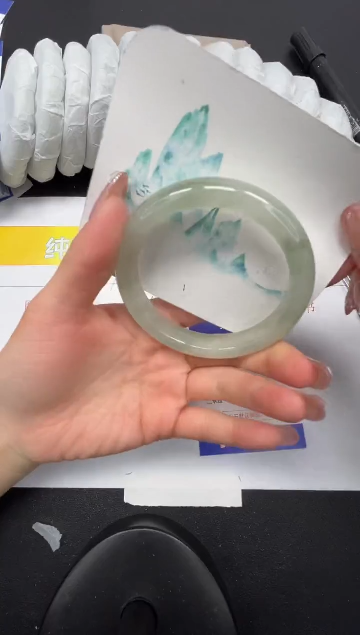 【闪购商品】石英质玉手镯未镶嵌101-61