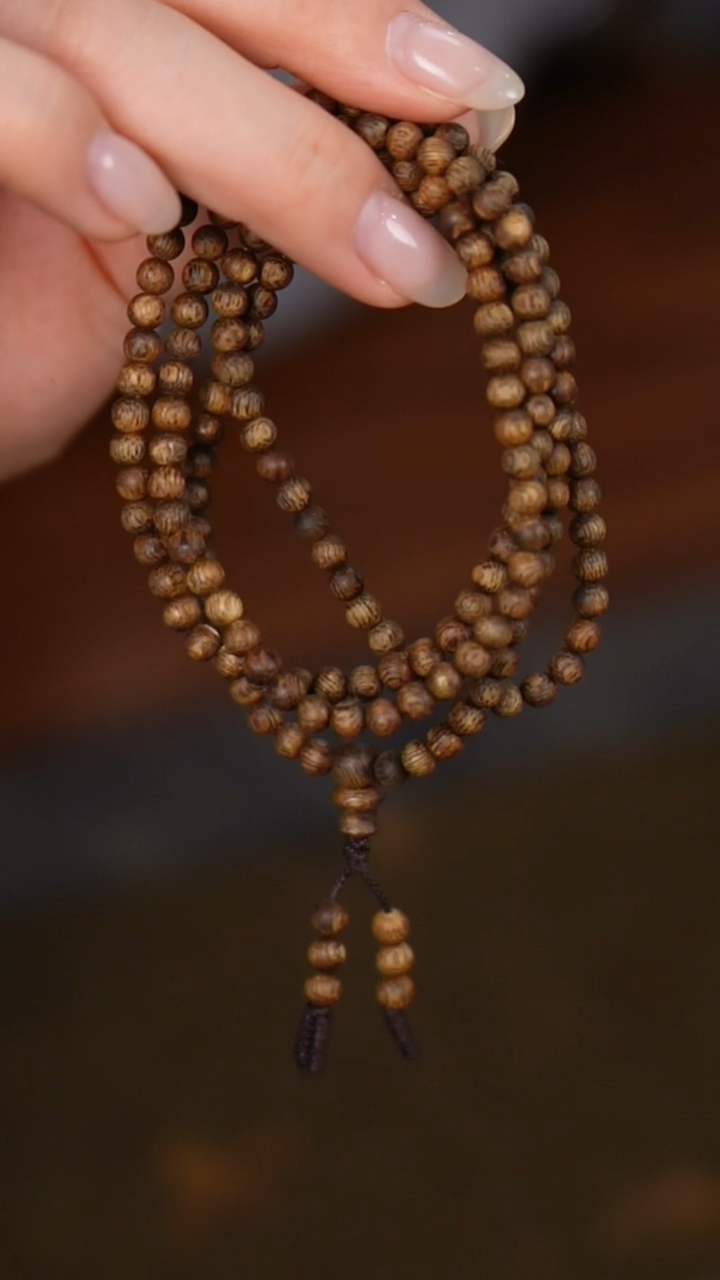 【闪购商品】沉香手串L240838树心油顺纹浮