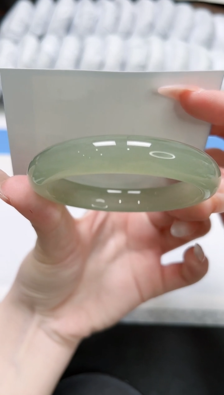 【闪购商品】石英质玉未镶嵌手镯52-56.4东陵玉