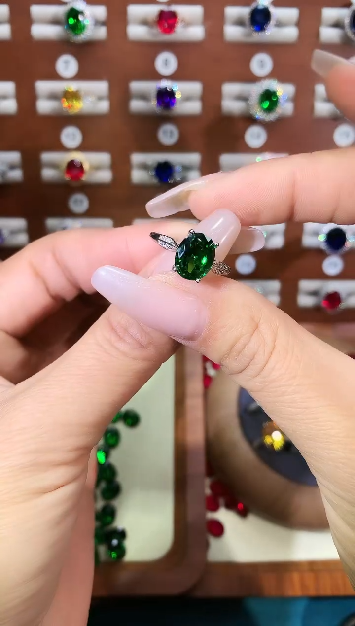 银S925镶嵌戒指碧玺810银色