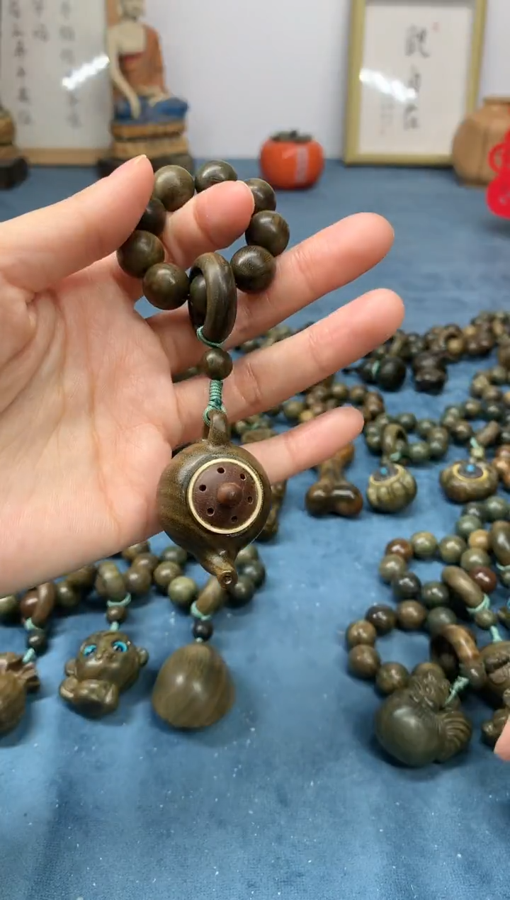 【闪购商品】维腊木（绿檀）把件把把壶香囊 送1瓶香丸