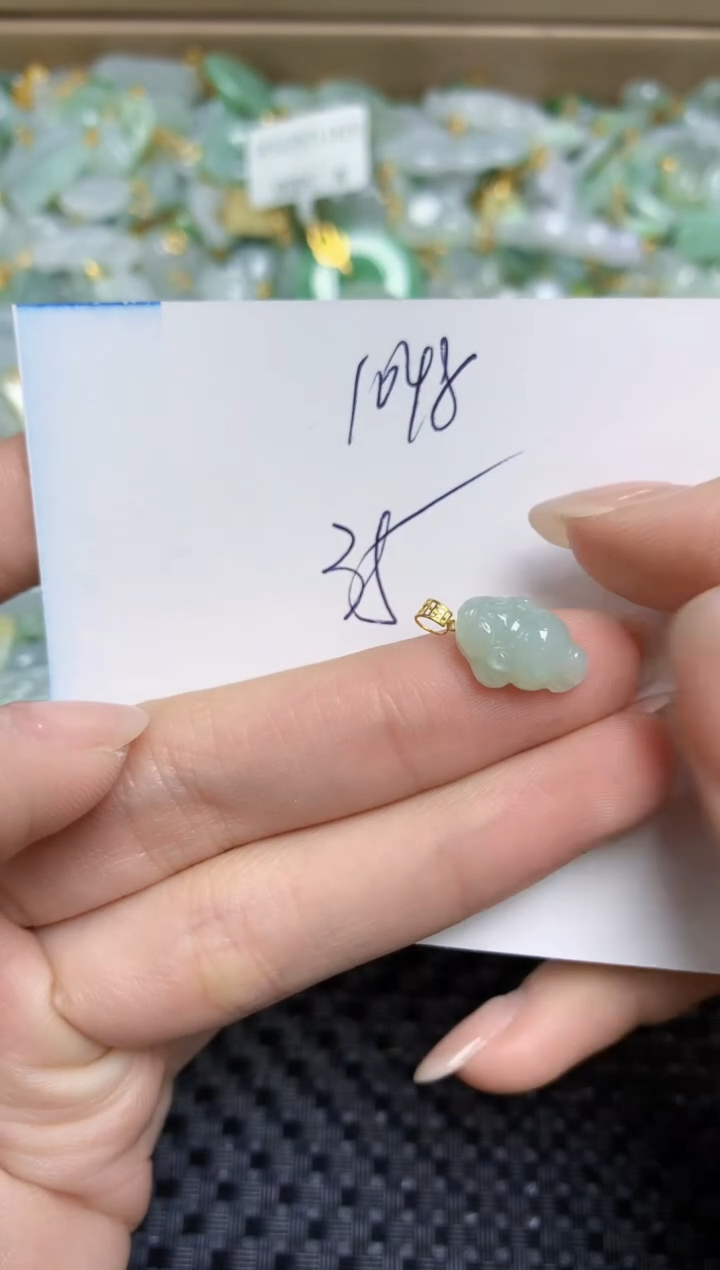 【闪购商品】翡翠颈饰18K金镶嵌天然缅甸A货翡翠