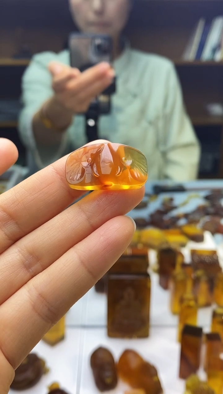 琥珀颈饰未镶嵌SN81-109（大象）