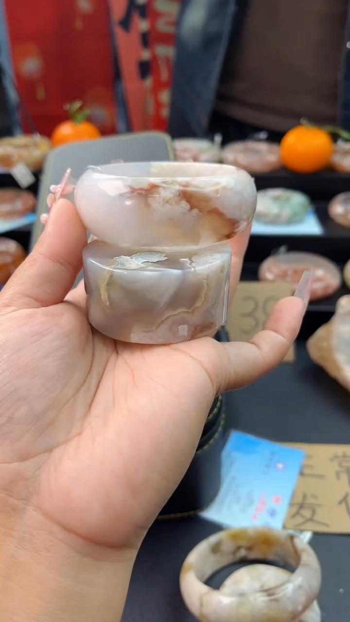 【闪购商品】石英质玉手镯未镶嵌赠送镯心（54圈口）