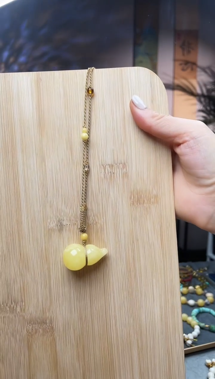 【闪购商品】蜜蜡颈饰未镶嵌葫芦项链