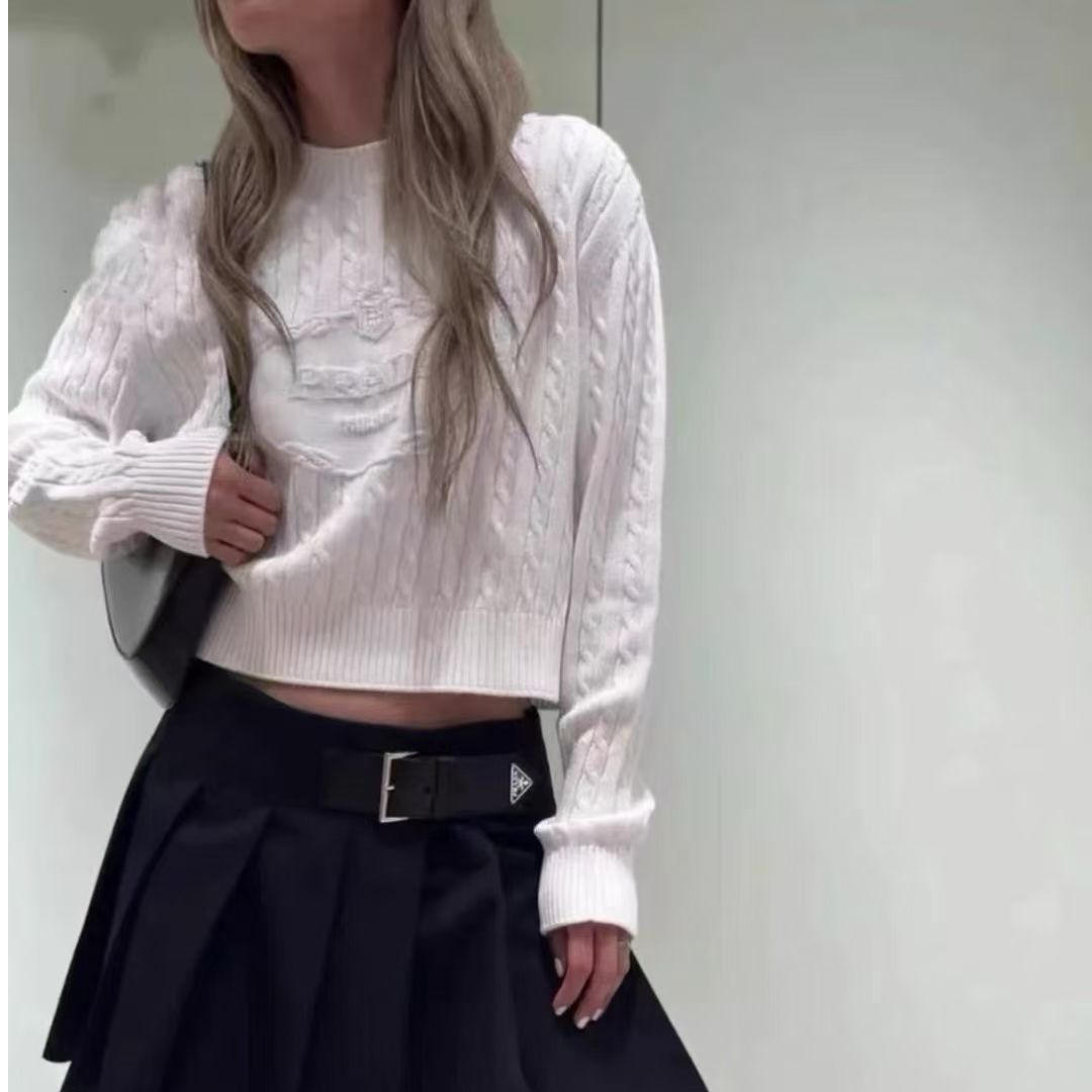 99新 Prada/普拉达 双双臻选/vv01162/普拉达毛衣/36码