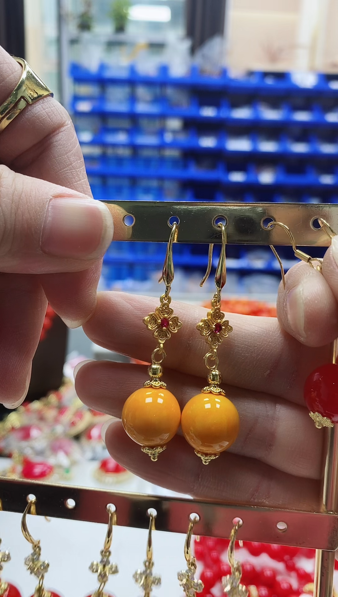 【闪购商品】玛瑙/玉髓颈饰未镶嵌天然珠宝玛瑙田黄耳环