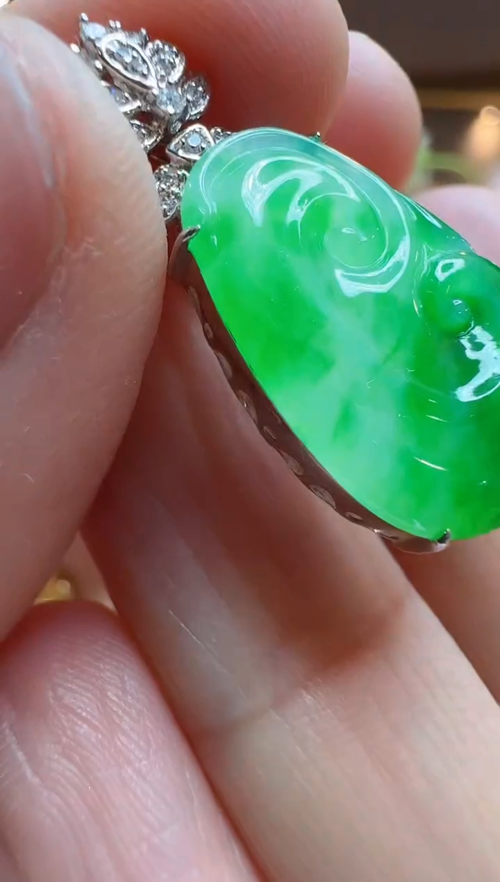 【闪购商品】翡翠吊坠(不含链)18K金镶嵌多样性团购发一件