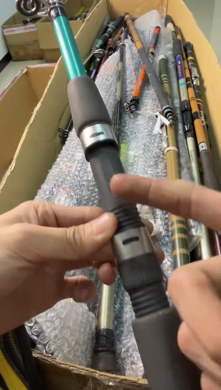 春 孤品微瑕， 以直播间为准  加 10元发顺丰