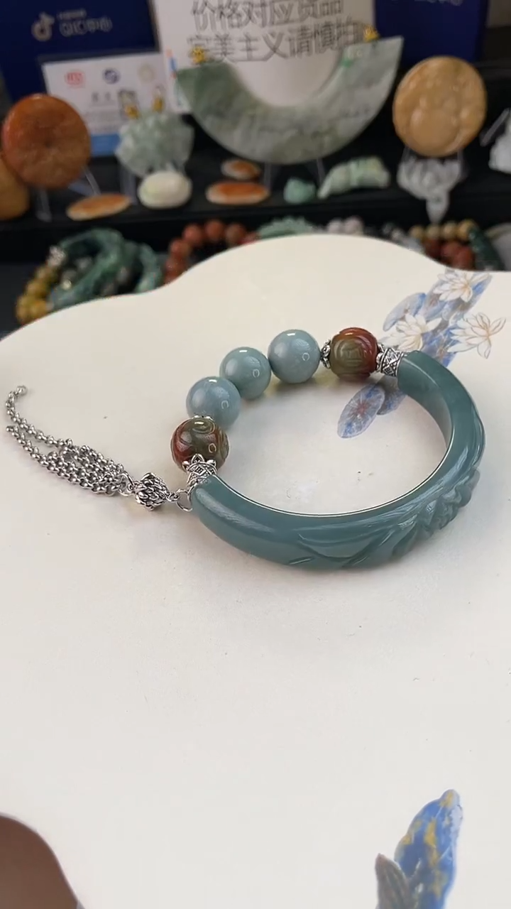 未镶嵌手链翡翠冷****魂手工定制默认微瑕播介绍为准