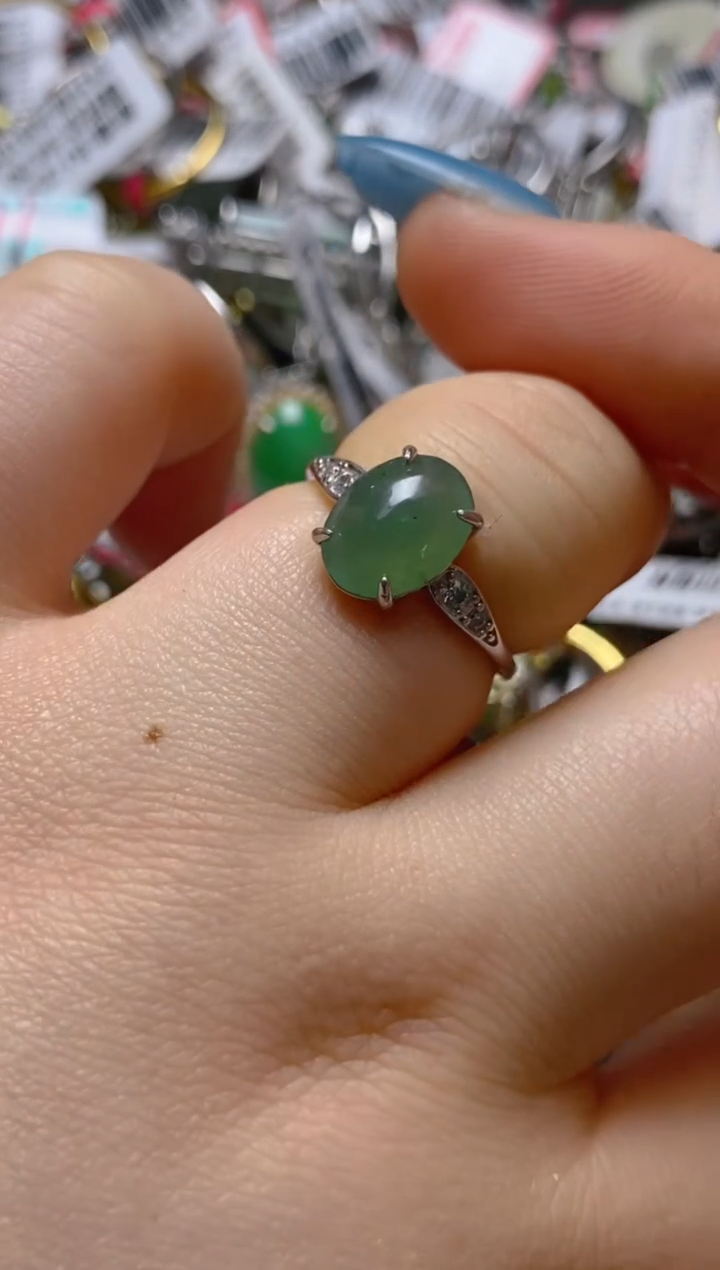 银S925镶嵌戒指翡翠百内无证书