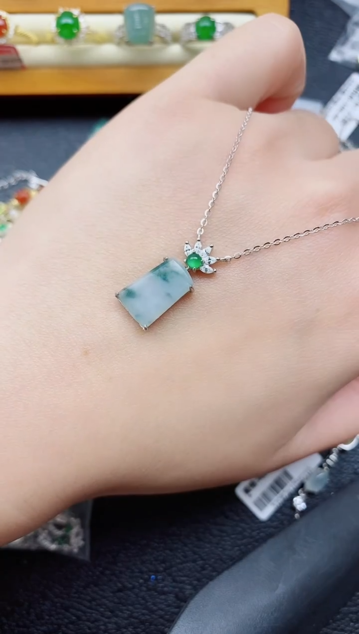 银S925镶嵌戒指翡翠1