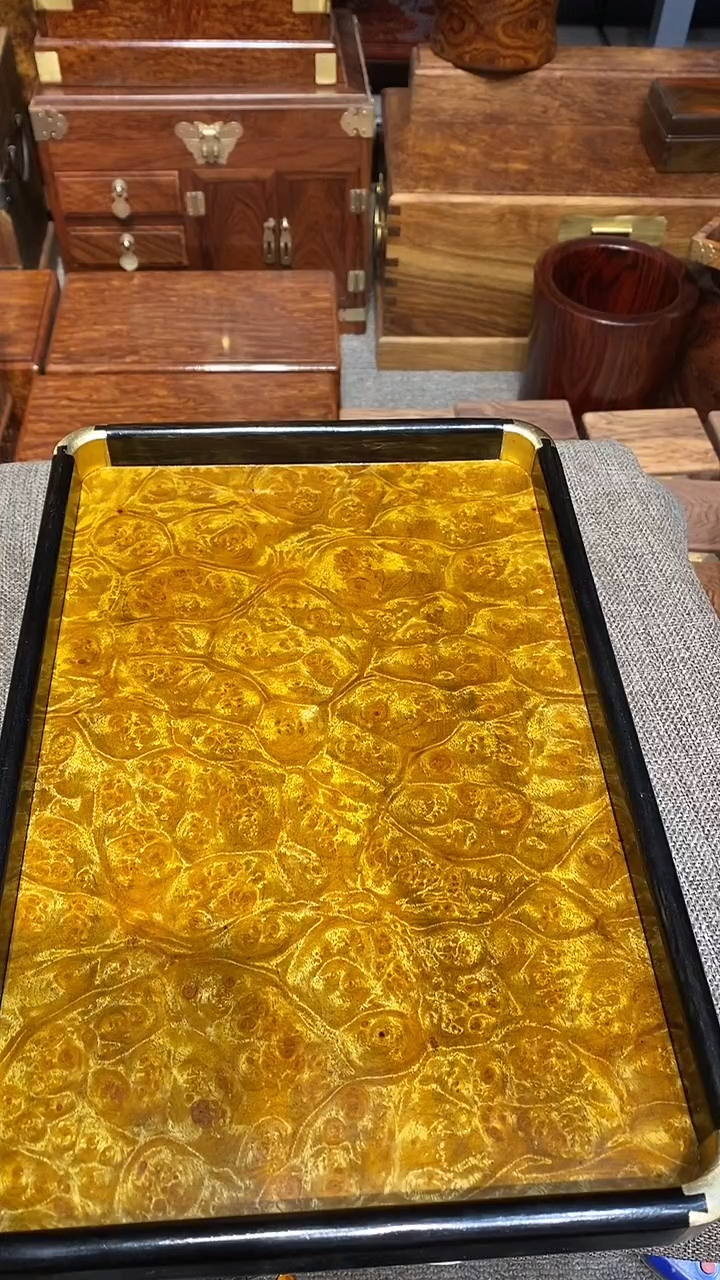 【闪购商品】香樟木木艺茶盘一个