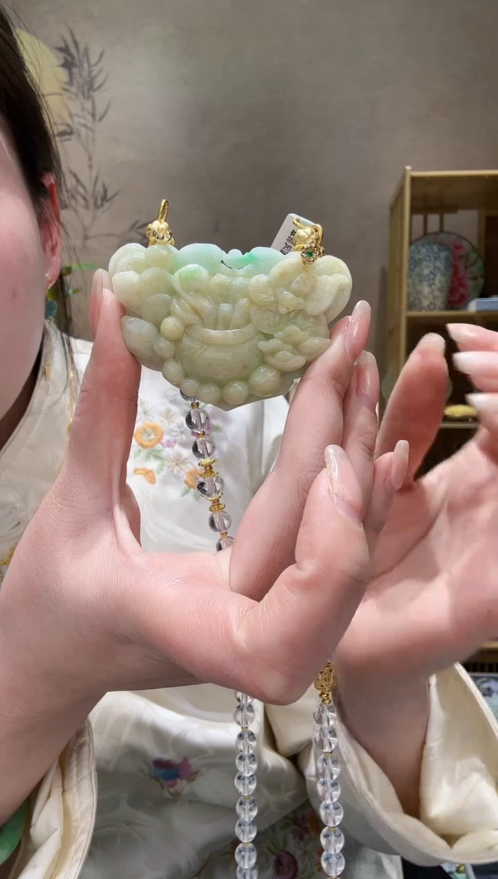 【闪购商品】翡翠颈饰未镶嵌吊坠