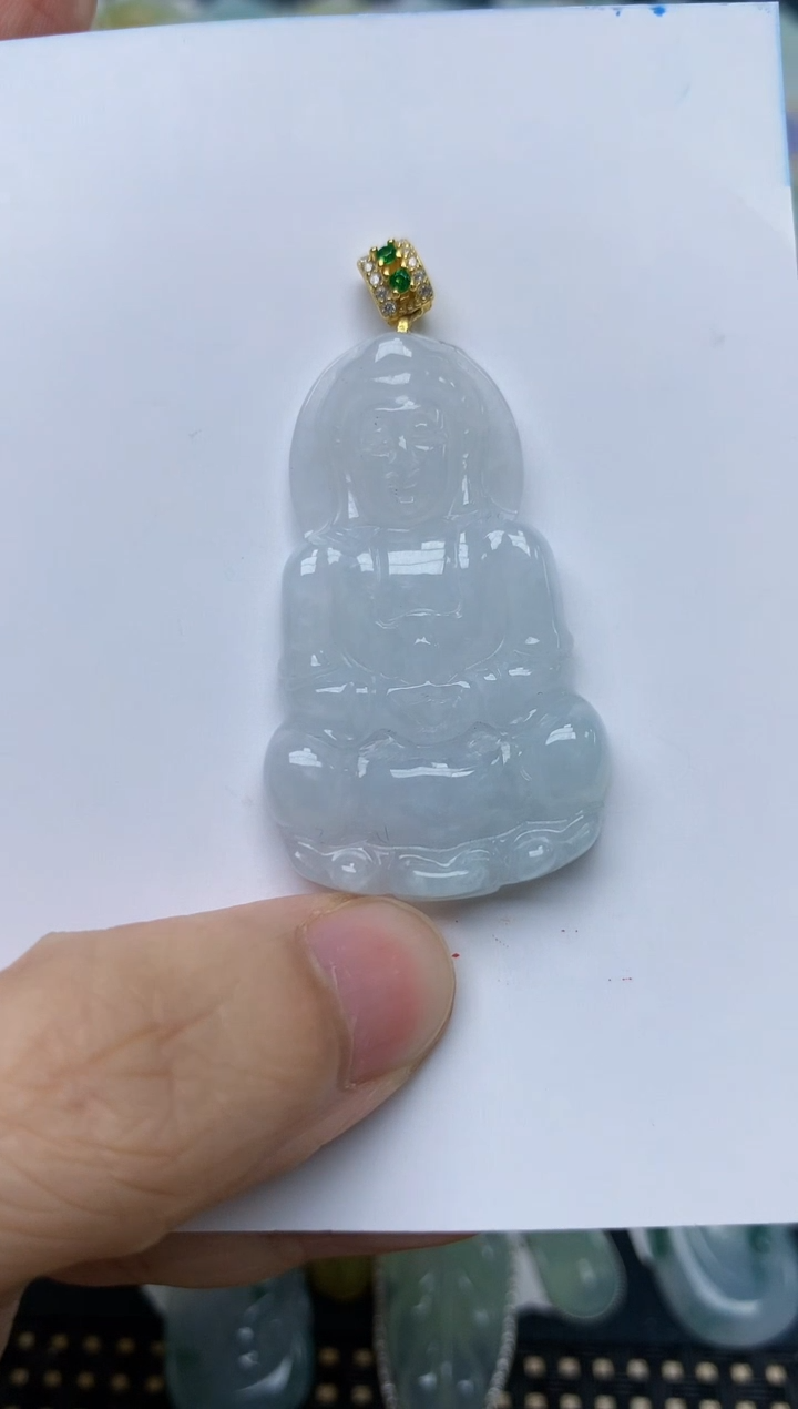 翡翠未镶嵌颈饰天然缅甸A货翡翠
