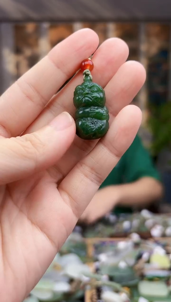 未镶嵌和田玉挂件拍一发一