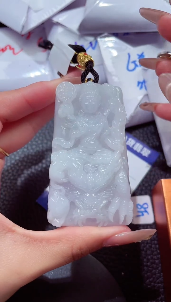 颈饰未镶嵌翡翠699