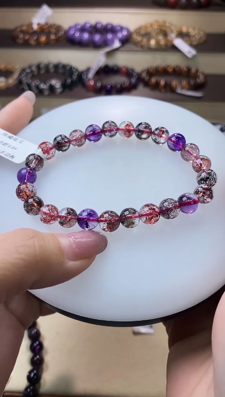 【闪购商品】水晶手链未镶嵌黑加仑超七7m+