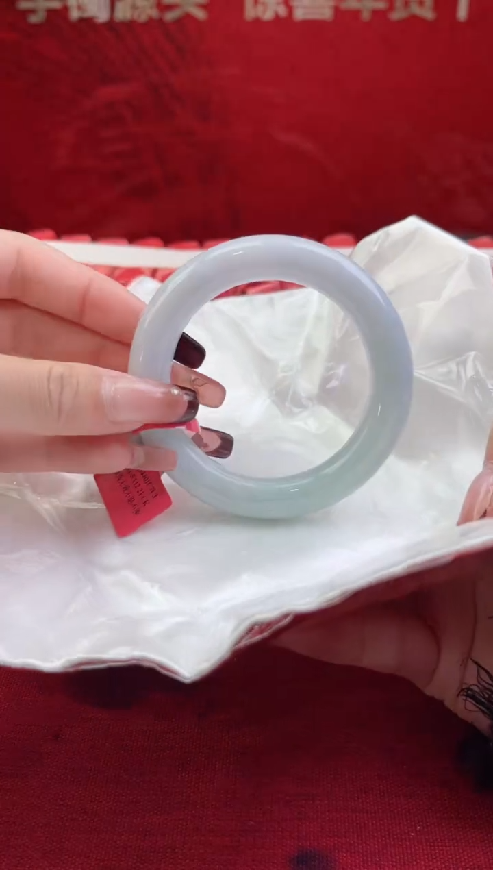 【闪购商品】翡翠手镯（圆镯）未镶嵌翡翠手镯2