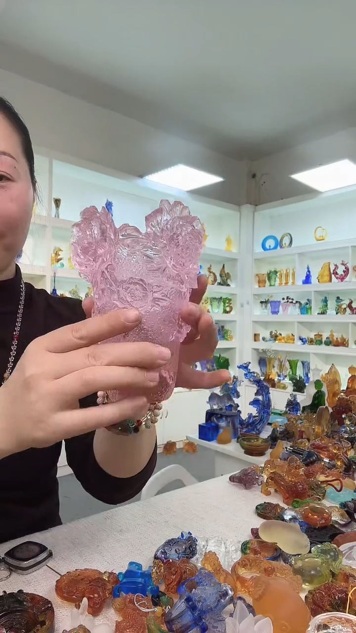 手工艺品琉璃花瓶