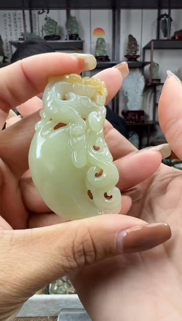 未镶嵌和田玉把件1
