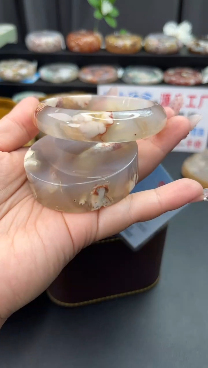 未镶嵌手镯石英质玉（59圈口）赠送镯心 