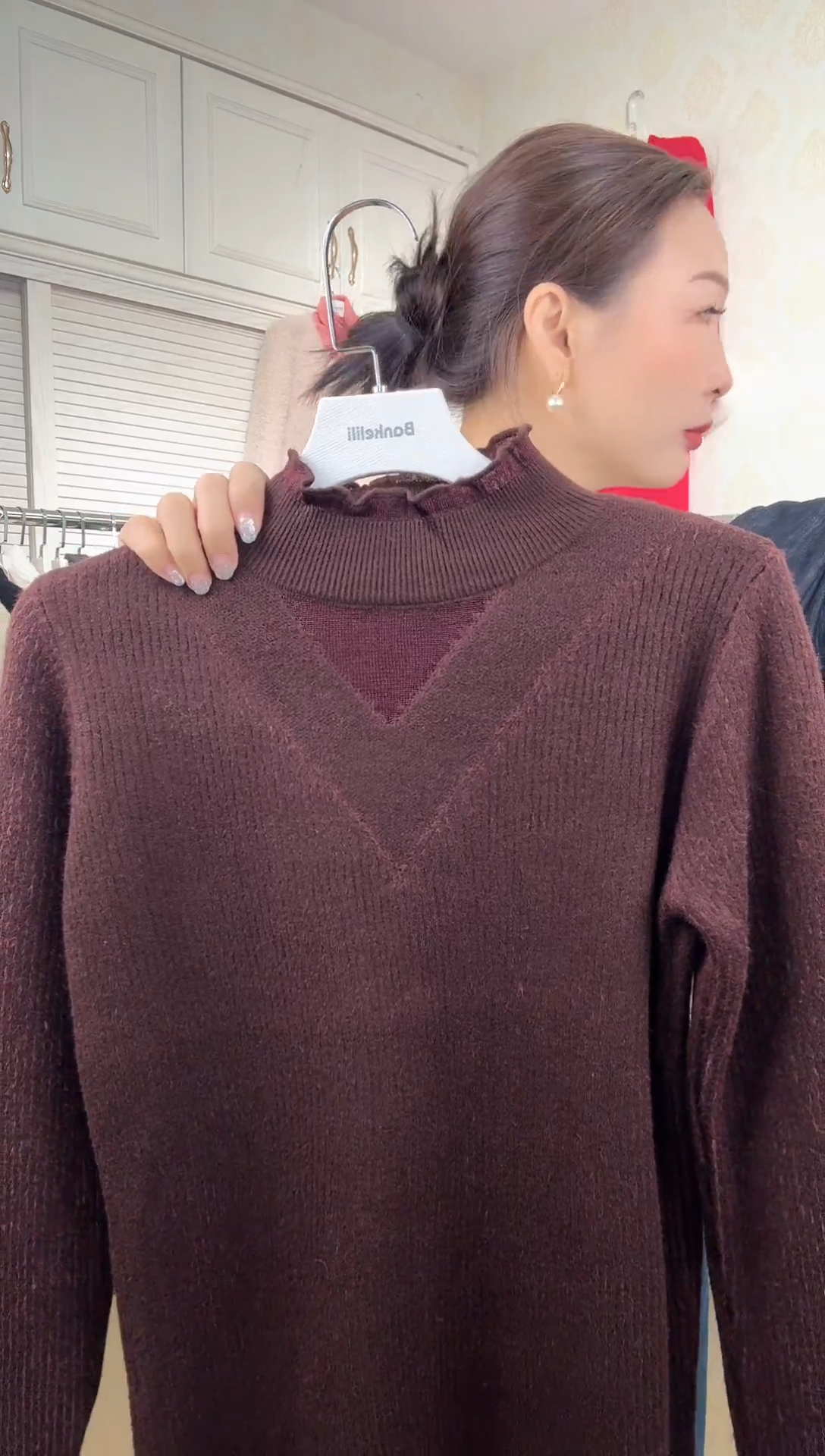 人**秀咖色毛衣9999