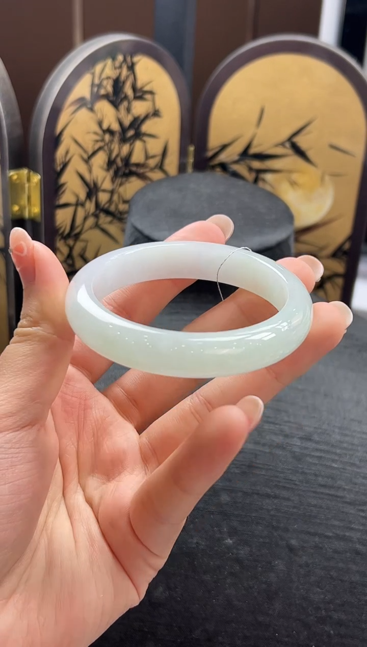 【闪购商品】翡翠手镯未镶嵌翡翠手镯（54）