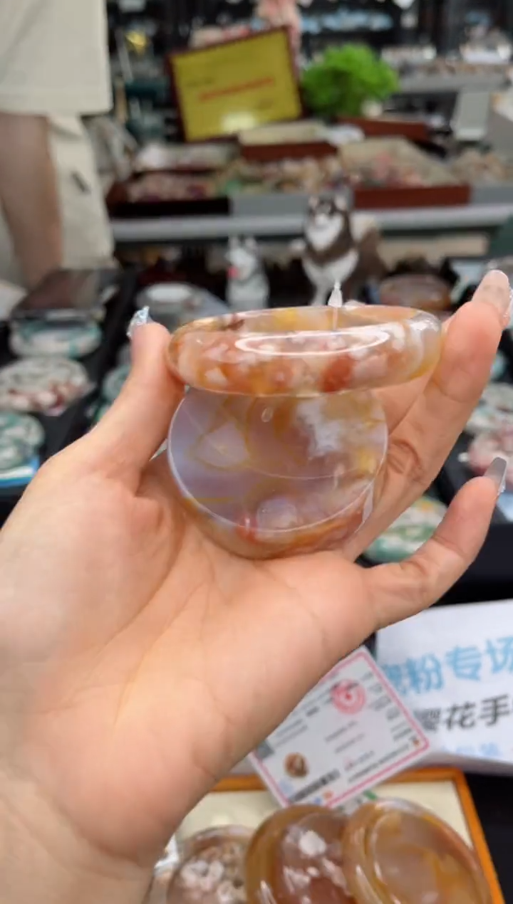 【闪购商品】石英质玉手镯未镶嵌55圈口（赠品镯心）3039591