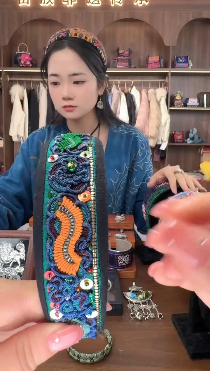 刺绣扶光苗绣传承L1