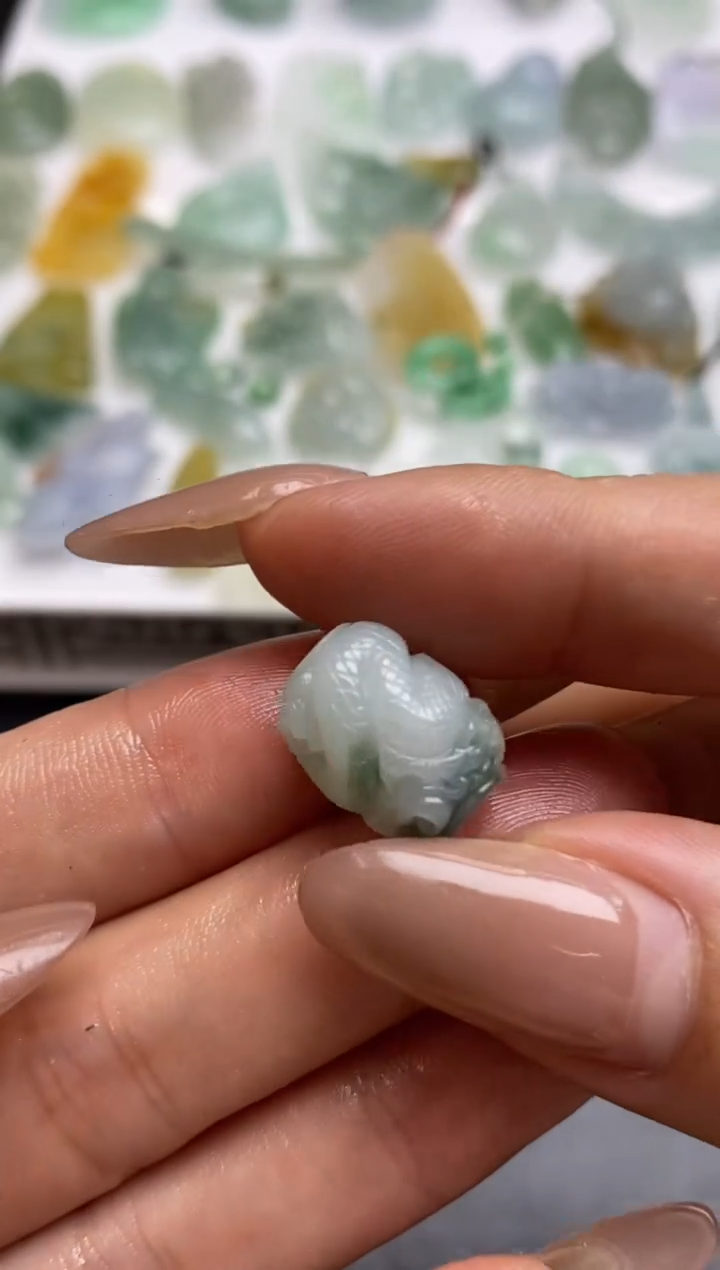 定制翡翠未镶嵌翡翠毛货~
