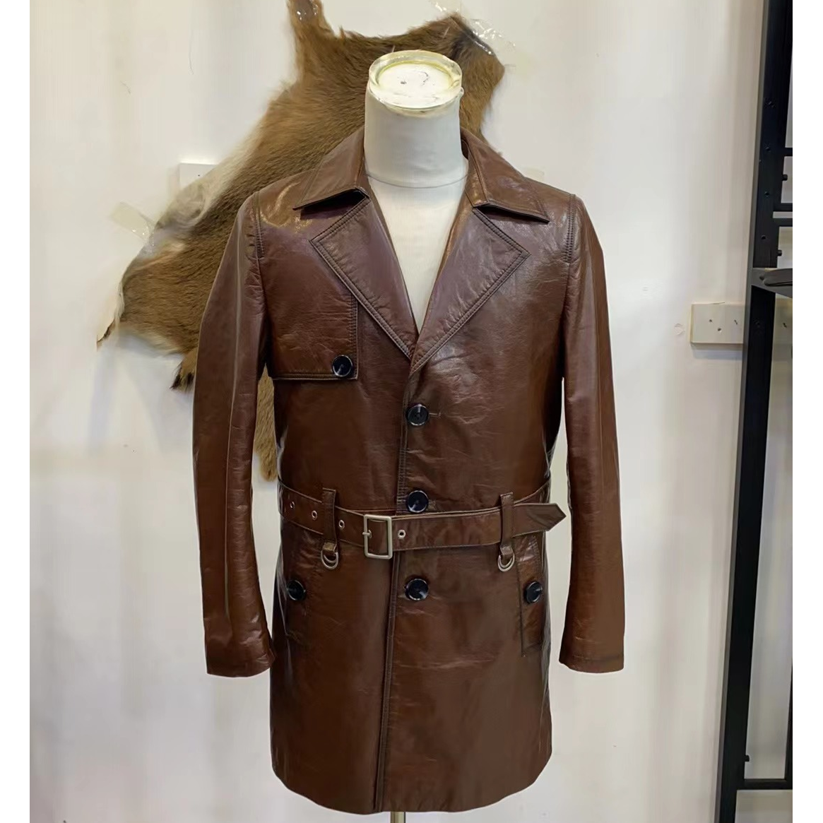 油蜡牛皮时尚风衣款秋冬休闲复古短款韩版翻领真皮皮衣9806